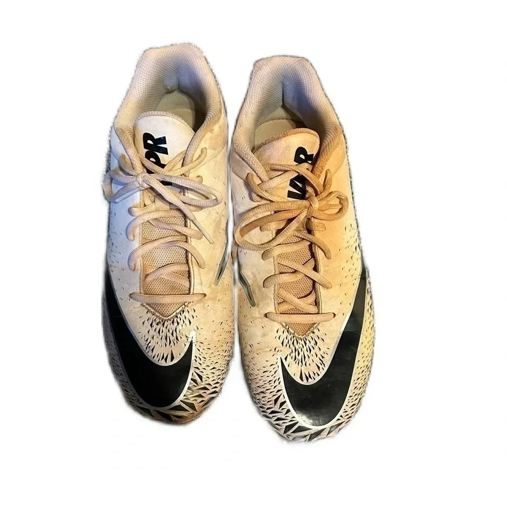 Men’s Nike Vapor Football Cleats Size 10.5